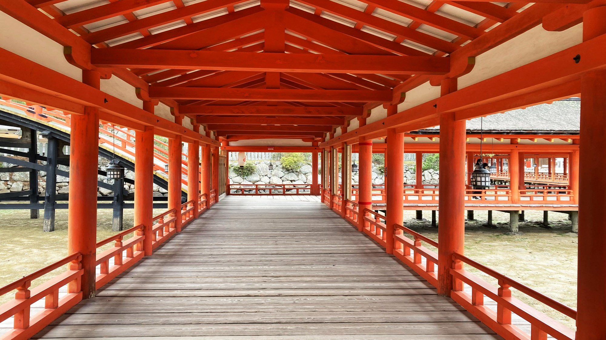 3-1. 嚴島神社區域:神域內的舉止與攝影禮儀
