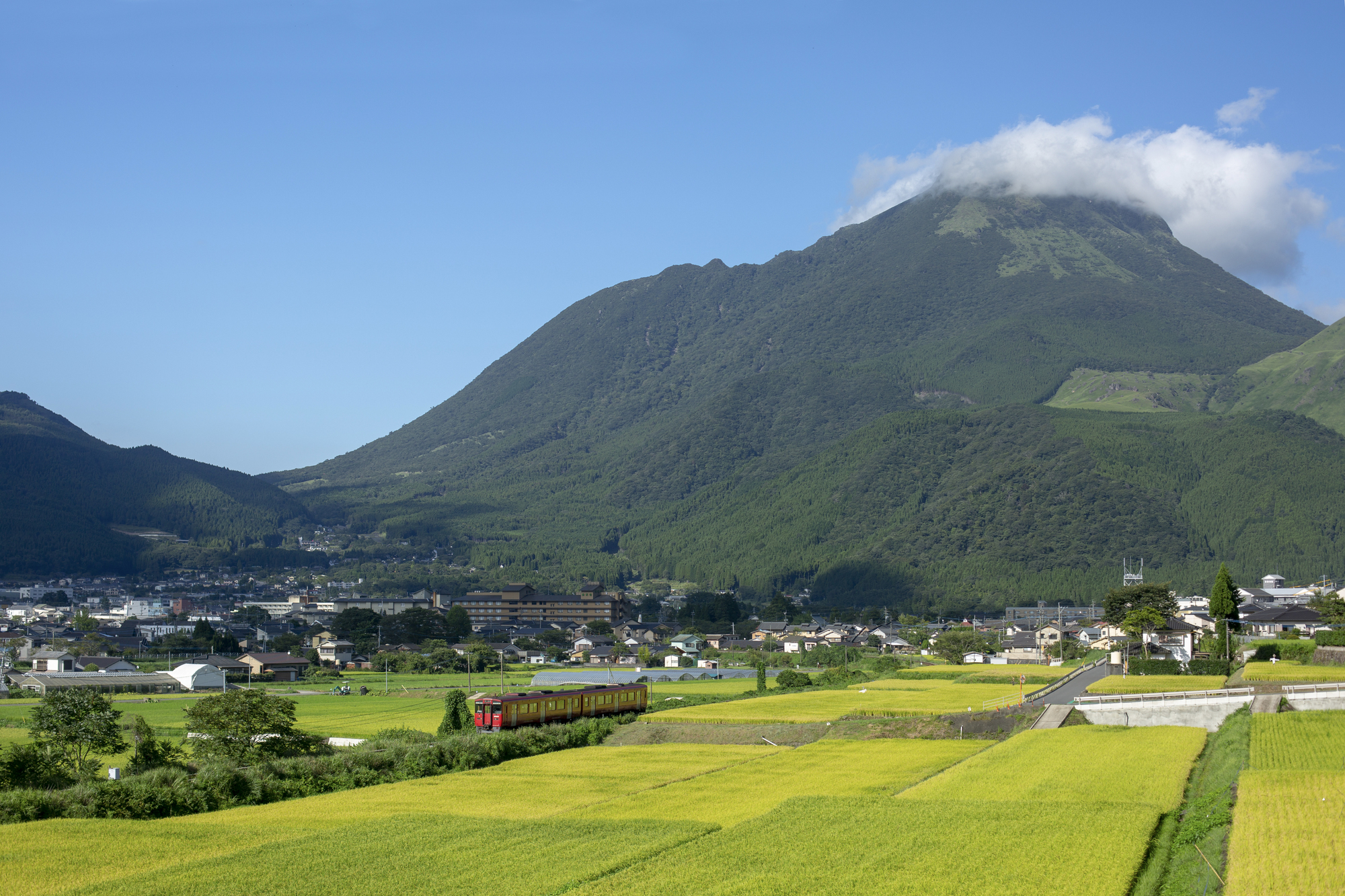 歡迎來到令人心曠神怡的田園溫泉鄉——由布院